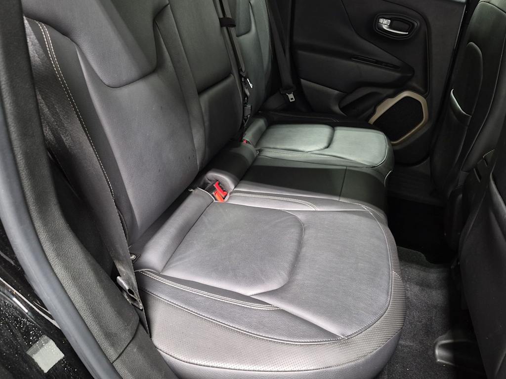 Thumbnail: 2015 Jeep Renegade - 11