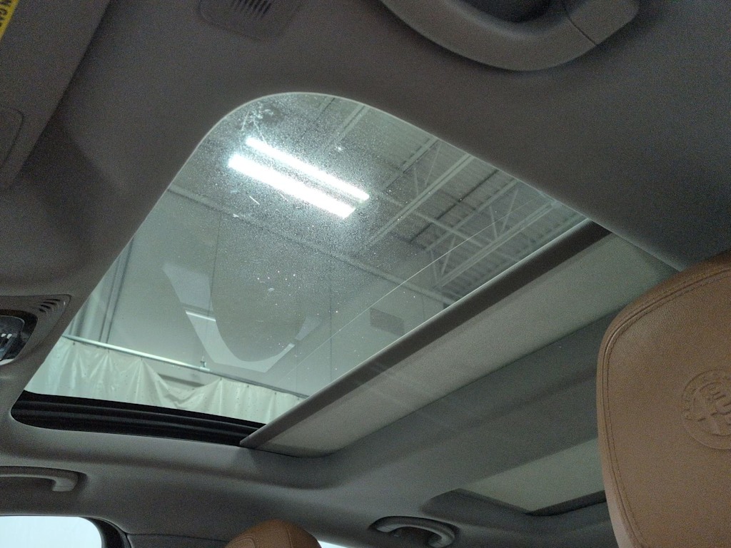 Thumbnail: 2021 Alfa Romeo Giulia - 27