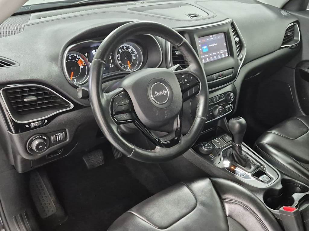 Thumbnail: 2019 Jeep Cherokee - 2