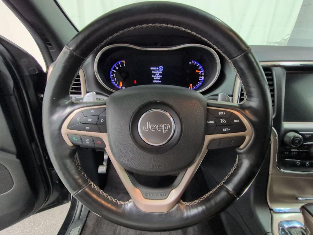 Thumbnail: 2016 Jeep Grand Cherokee - 13