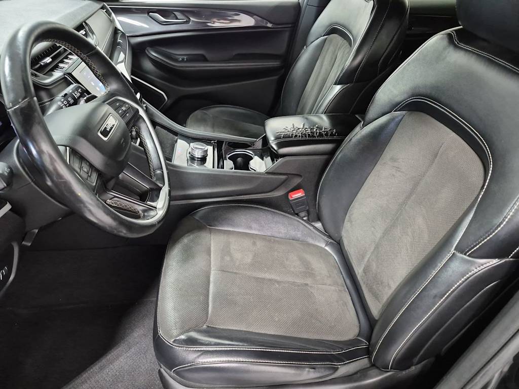 Thumbnail: 2021 Jeep Grand Cherokee L - 10