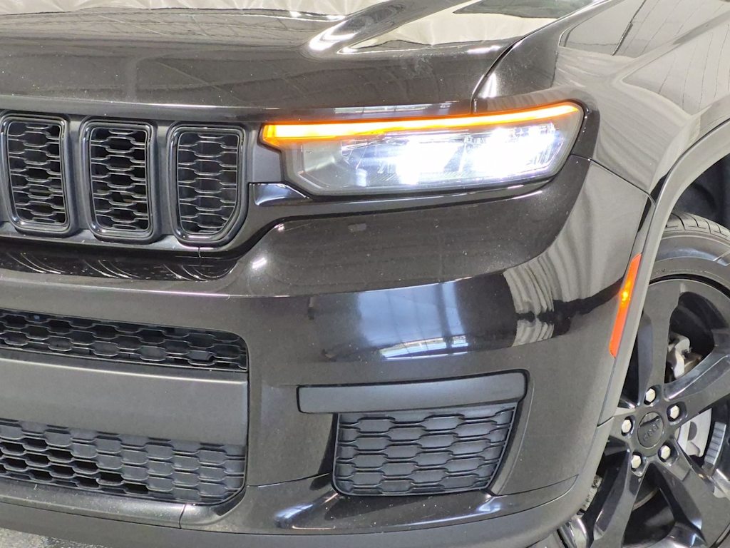 Thumbnail: 2021 Jeep Grand Cherokee L - 24