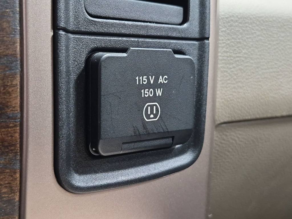 Thumbnail: 2013 RAM 1500 - 33