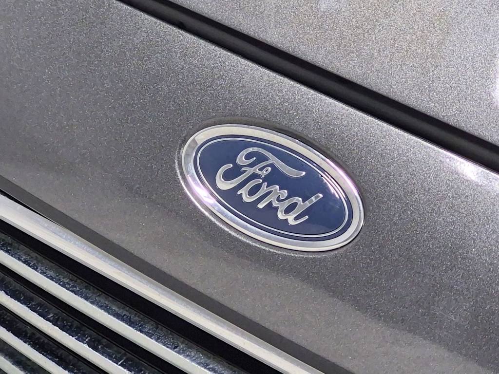 Thumbnail: 2016 Ford Focus - 7