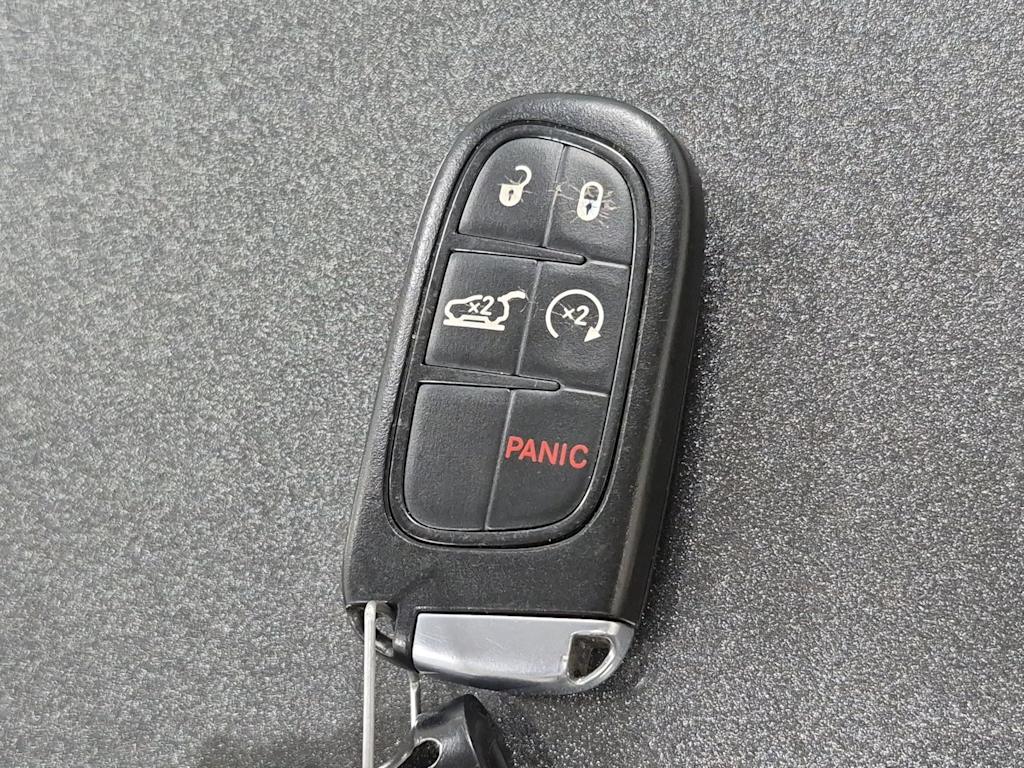 Thumbnail: 2016 Ford Focus - 18