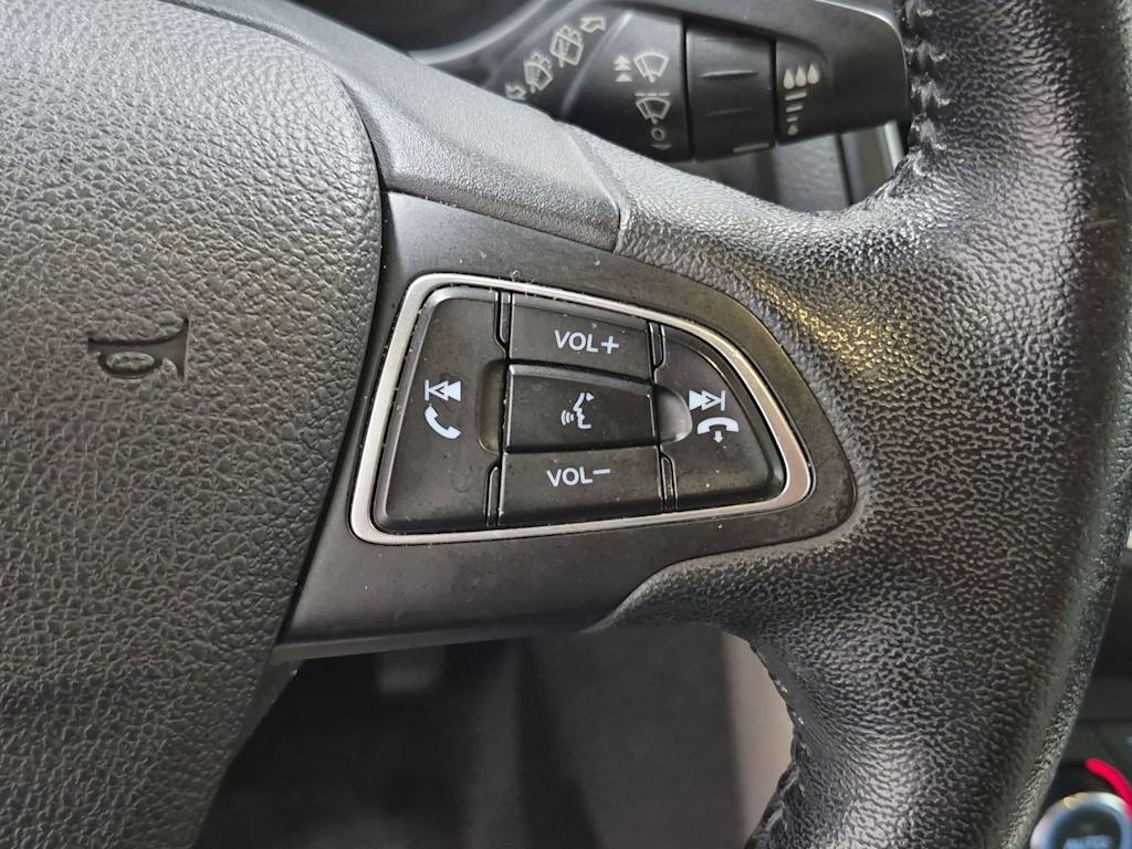 Thumbnail: 2016 Ford Focus - 30
