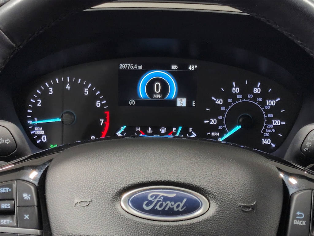 Thumbnail: 2022 Ford Escape - 17