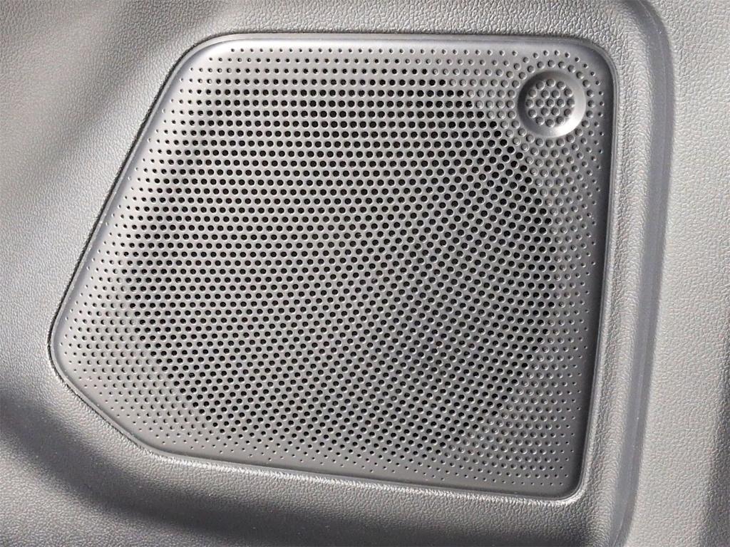 Thumbnail: 2022 Ford Escape - 36