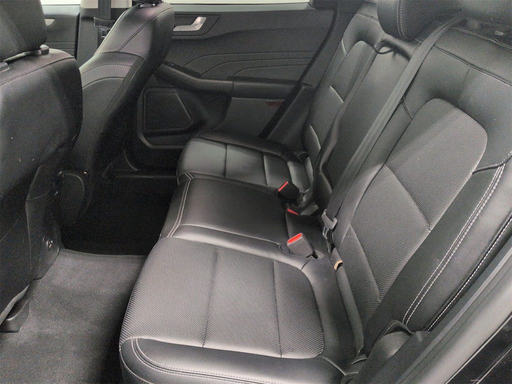 Thumbnail: 2022 Ford Escape - 28