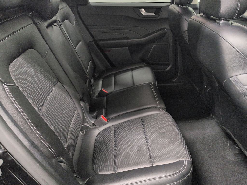 Thumbnail: 2022 Ford Escape - 29