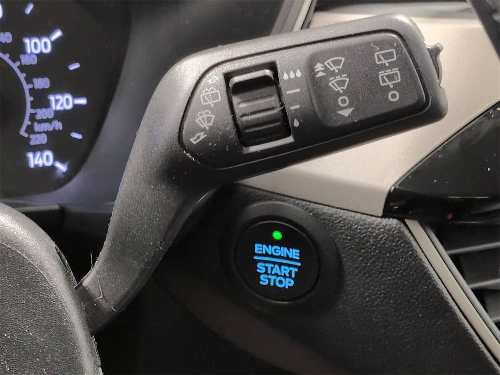 Thumbnail: 2022 Ford Escape - 32