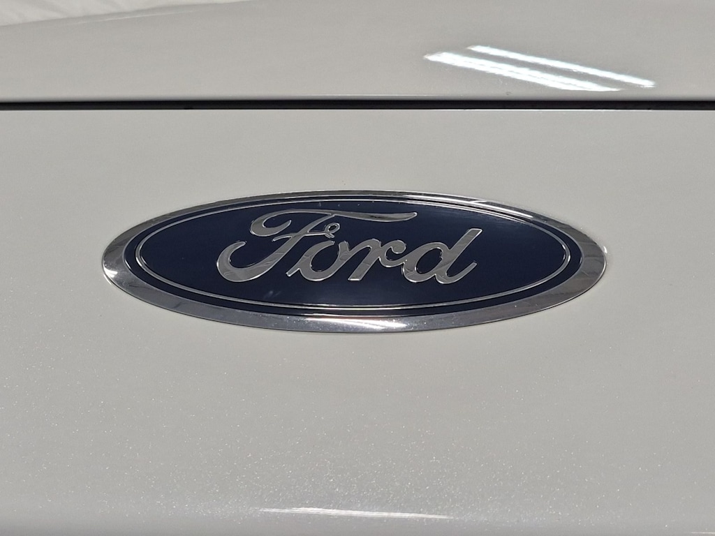 Thumbnail: 2020 Ford Escape - 7