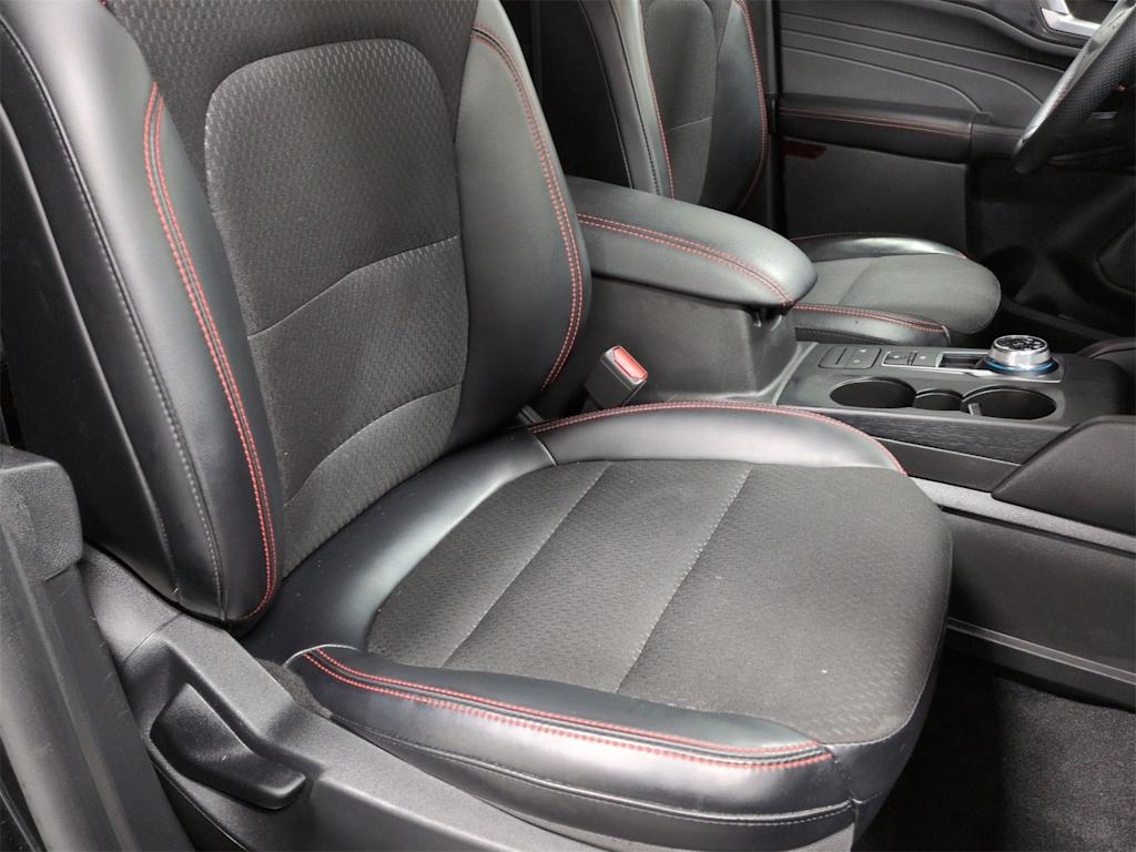 Thumbnail: 2025 Ford Escape - 29