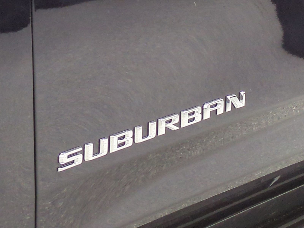 Thumbnail: 2022 Chevrolet Suburban - 24