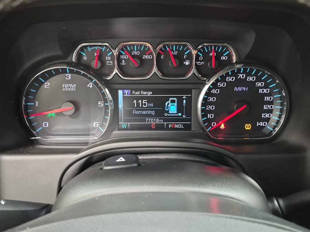 Thumbnail: 2019 Chevrolet Tahoe - 15