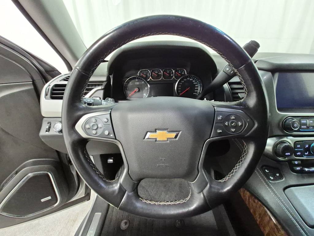 Thumbnail: 2019 Chevrolet Tahoe - 12