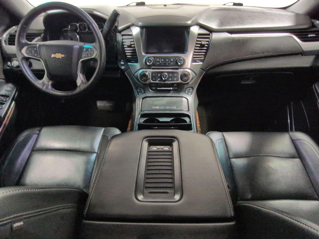 Thumbnail: 2017 Chevrolet Suburban - 9