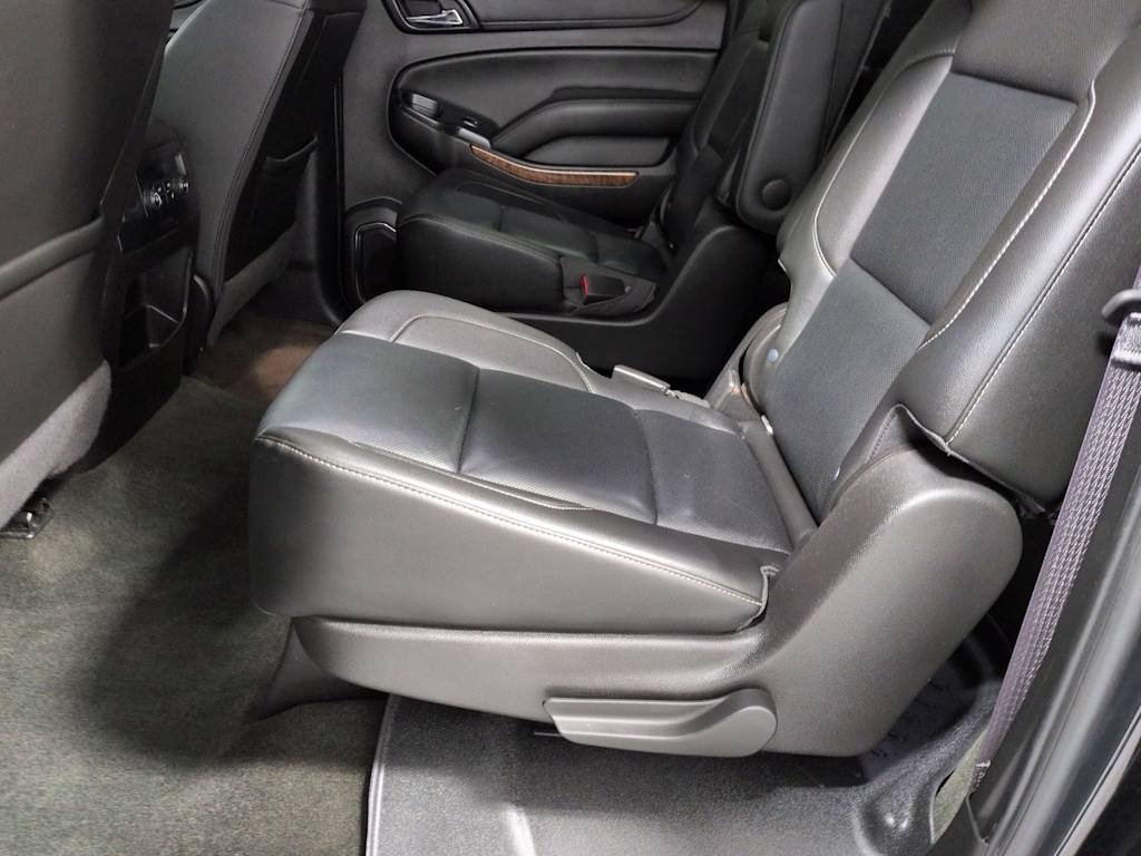 Thumbnail: 2017 Chevrolet Suburban - 26