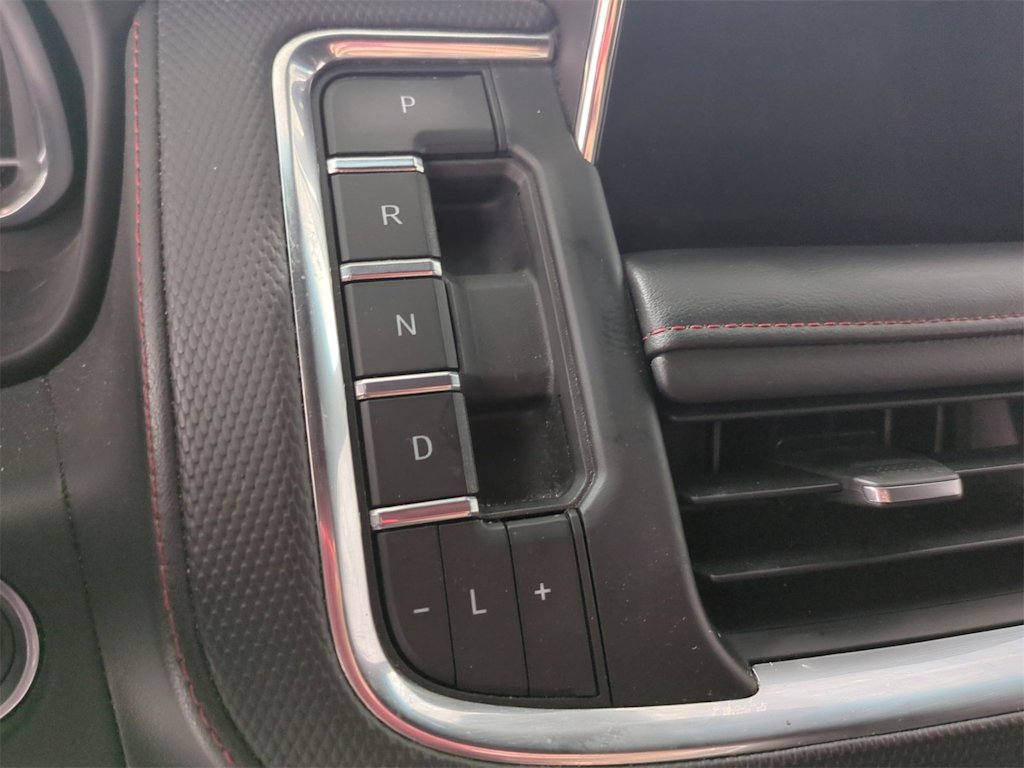 Thumbnail: 2022 Chevrolet Tahoe - 15