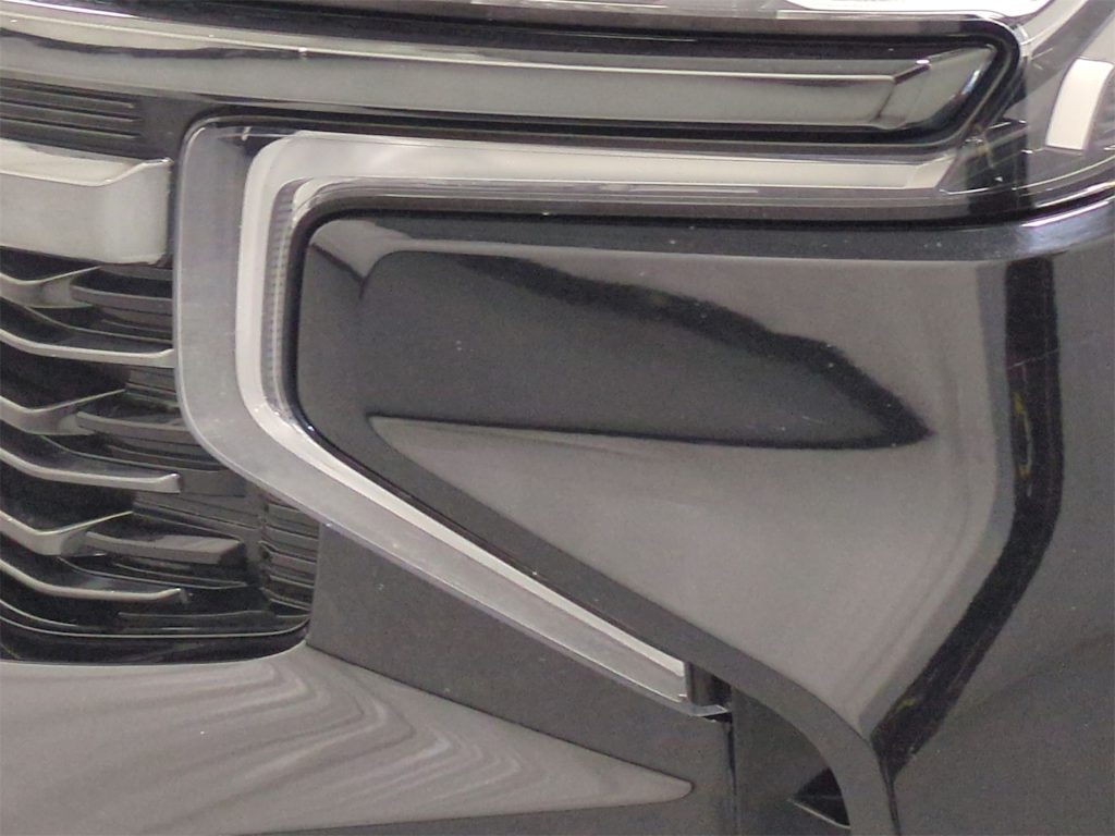 Thumbnail: 2022 Chevrolet Tahoe - 22