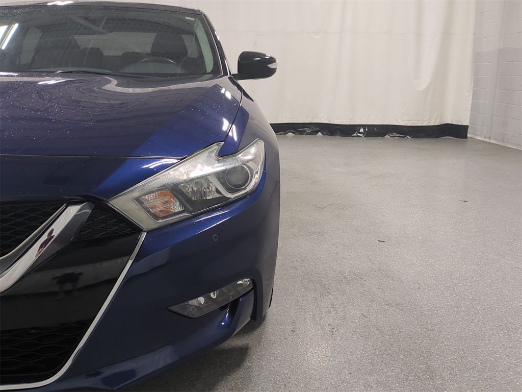 Thumbnail: 2017 Nissan Maxima - 24