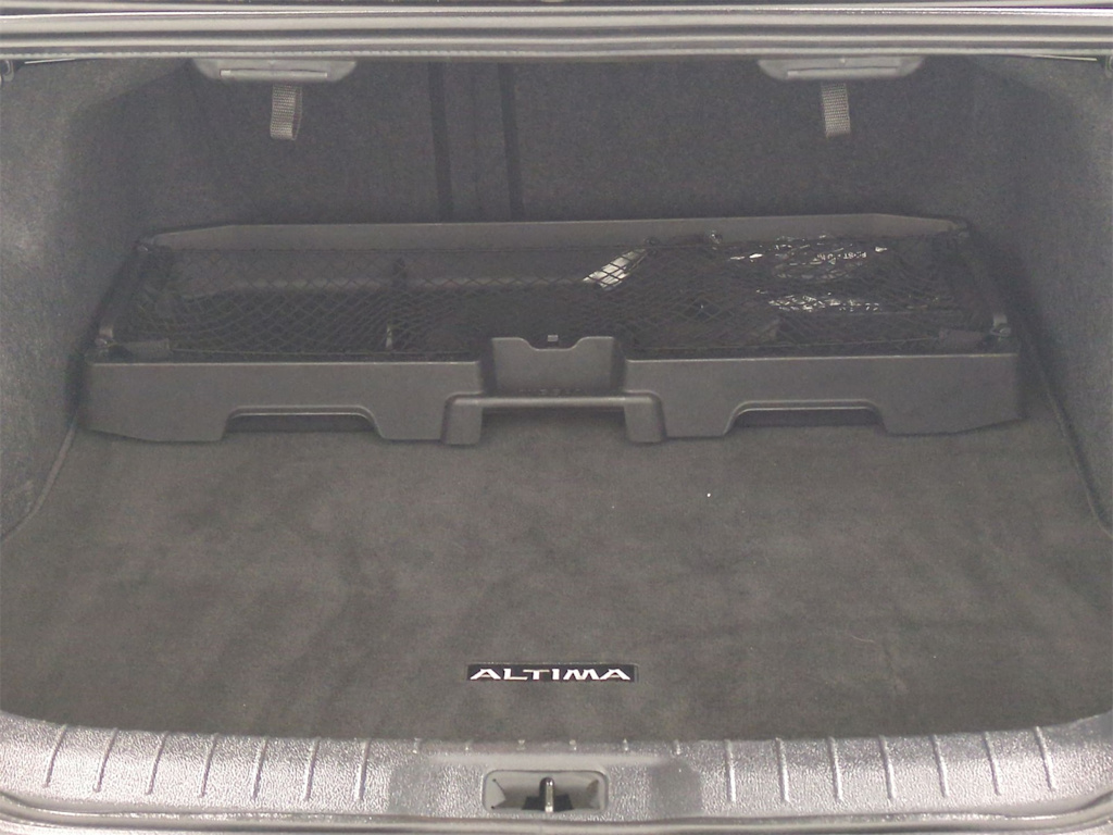 Thumbnail: 2022 Nissan Altima - 17