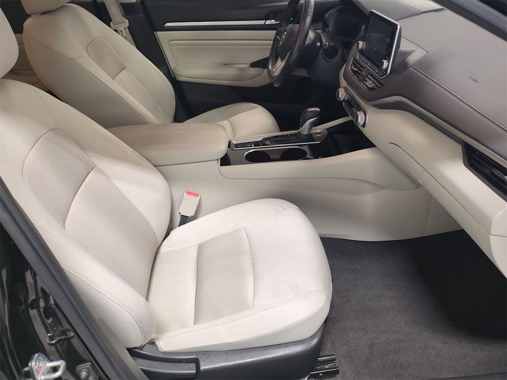 Thumbnail: 2022 Nissan Altima - 29