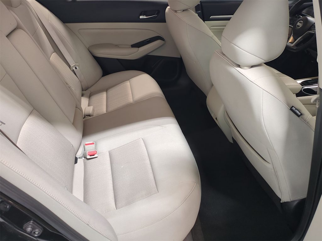 Thumbnail: 2022 Nissan Altima - 27