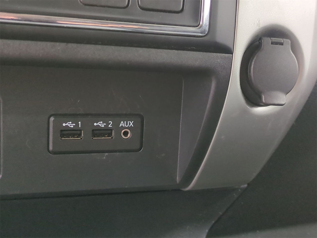 Thumbnail: 2019 Nissan Titan - 34