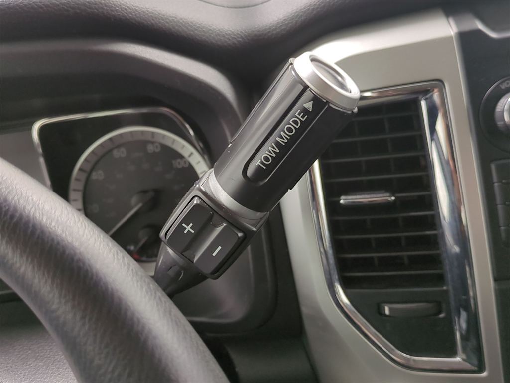 Thumbnail: 2019 Nissan Titan - 30