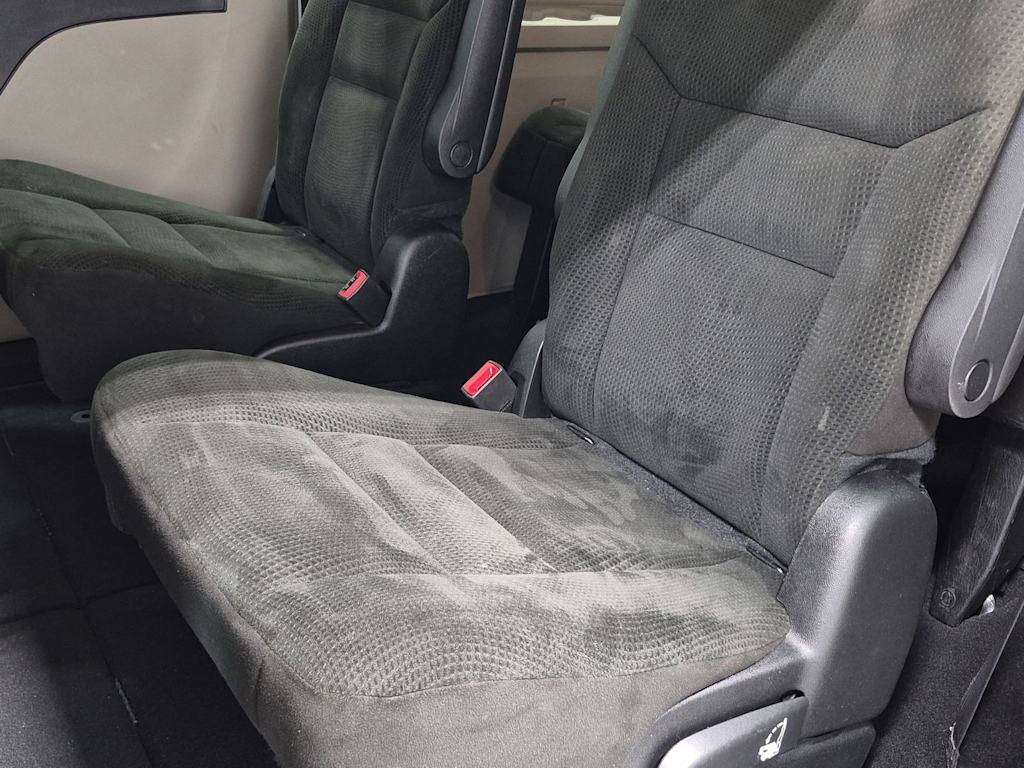 Thumbnail: 2016 Dodge Grand Caravan - 13