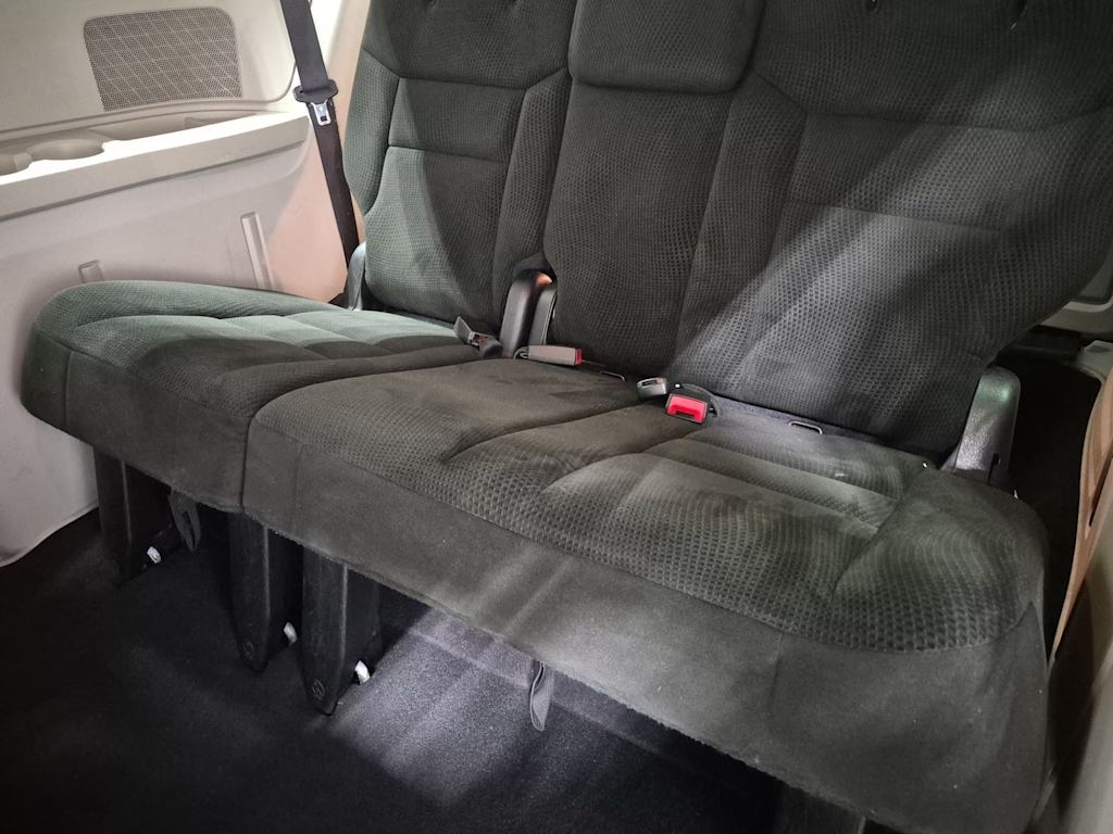 Thumbnail: 2016 Dodge Grand Caravan - 36