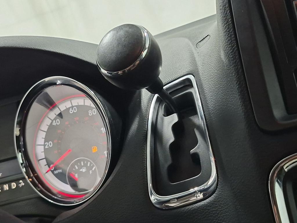 Thumbnail: 2016 Dodge Grand Caravan - 34