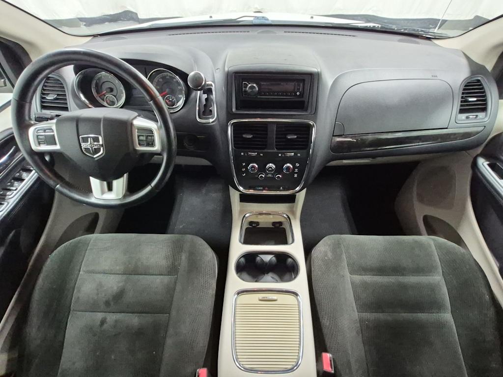 Thumbnail: 2016 Dodge Grand Caravan - 10