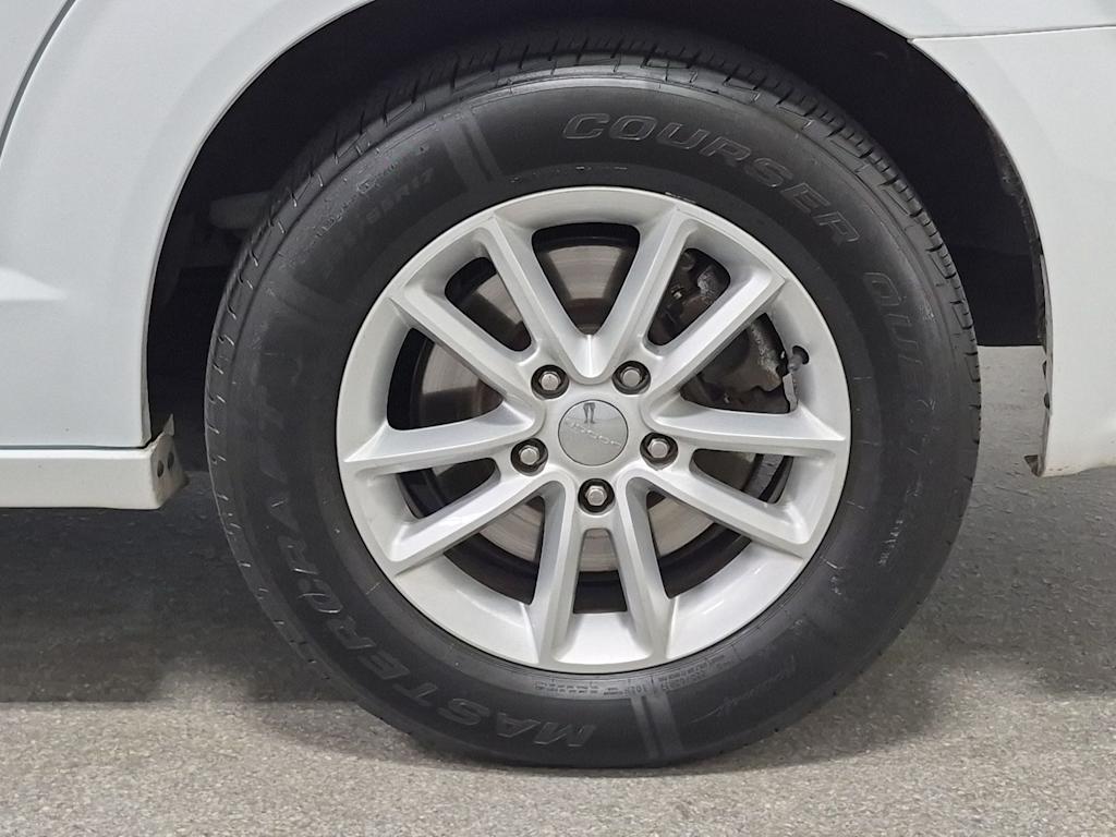 Thumbnail: 2016 Dodge Grand Caravan - 8