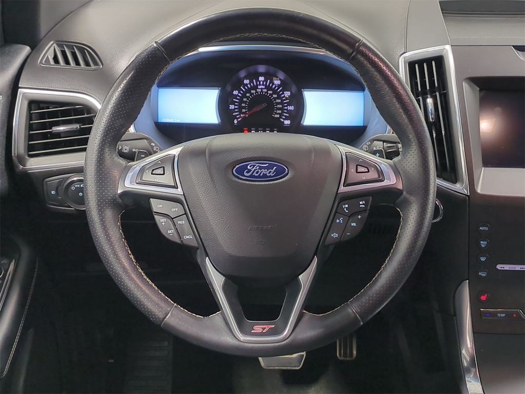 Thumbnail: 2020 Ford Edge - 9