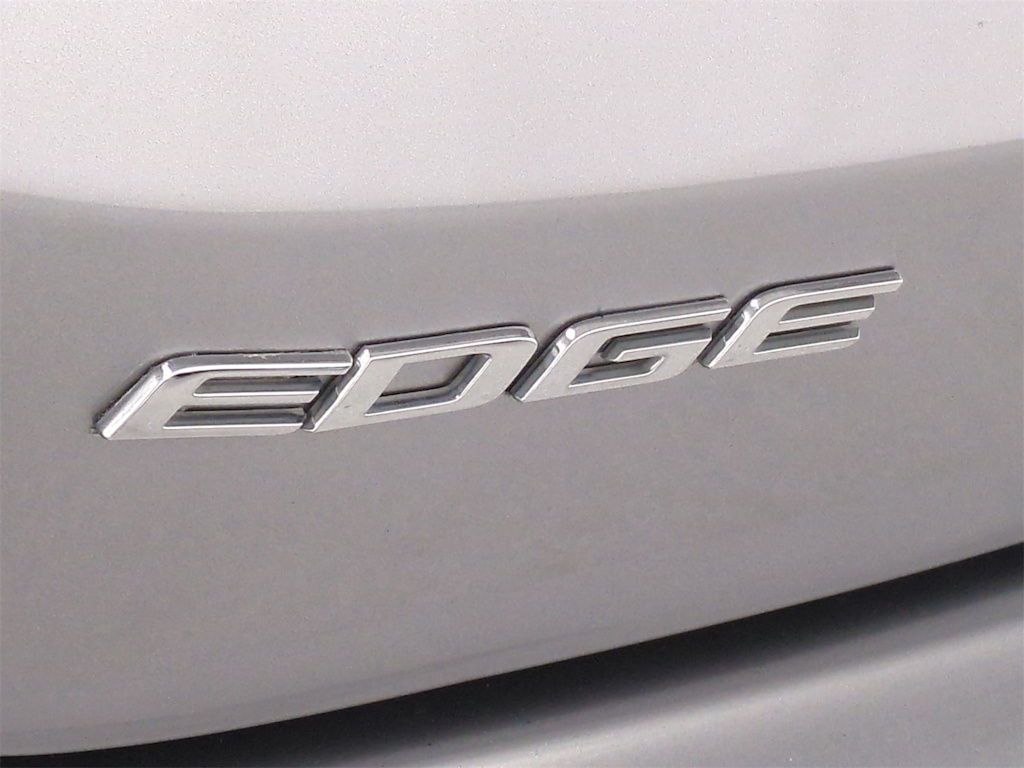 Thumbnail: 2020 Ford Edge - 14