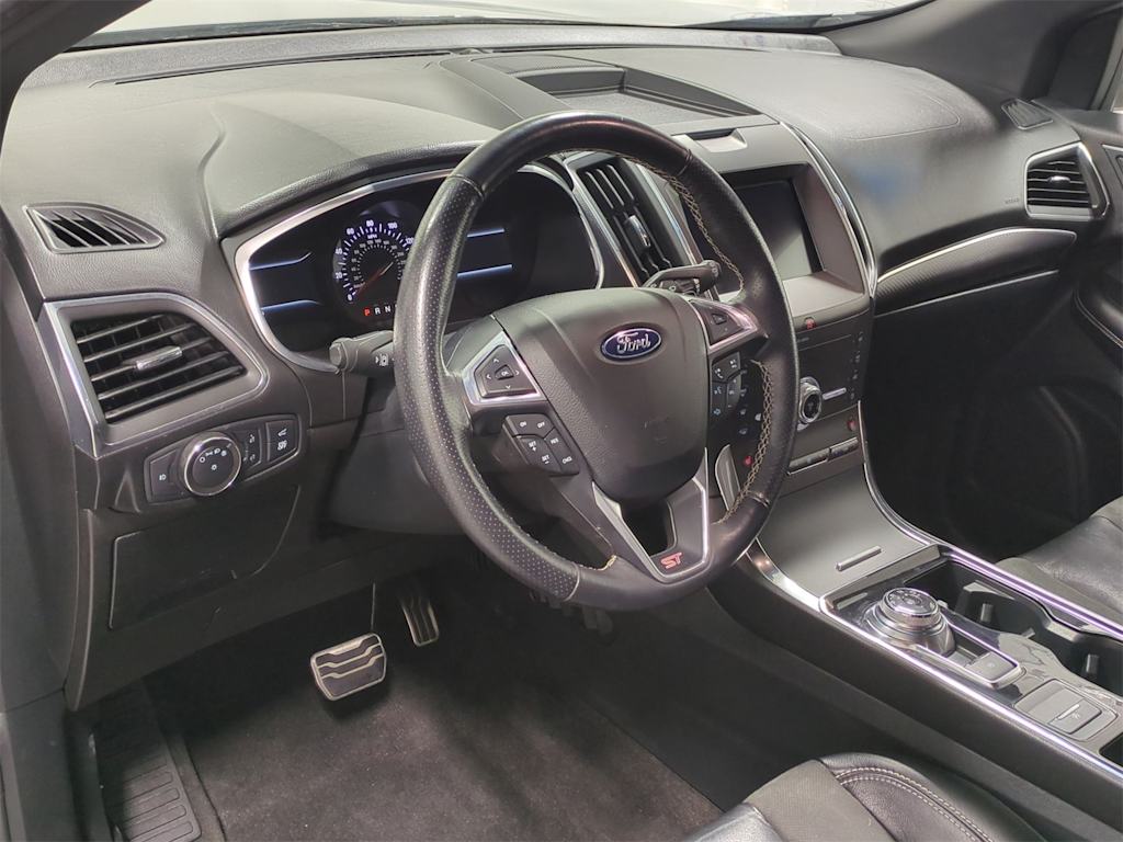 Thumbnail: 2020 Ford Edge - 2