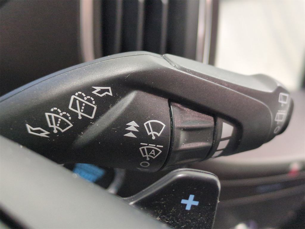 Thumbnail: 2020 Ford Edge - 20