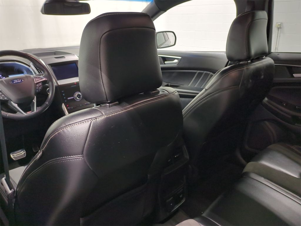 Thumbnail: 2020 Ford Edge - 7