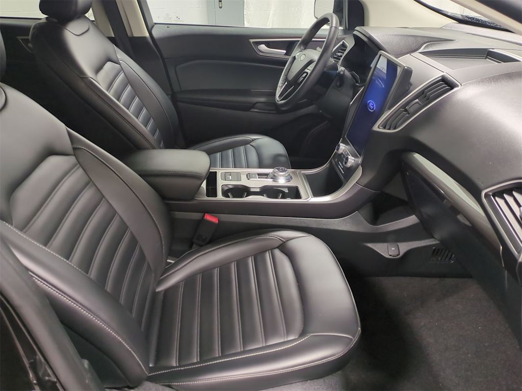 Thumbnail: 2024 Ford Edge - 12