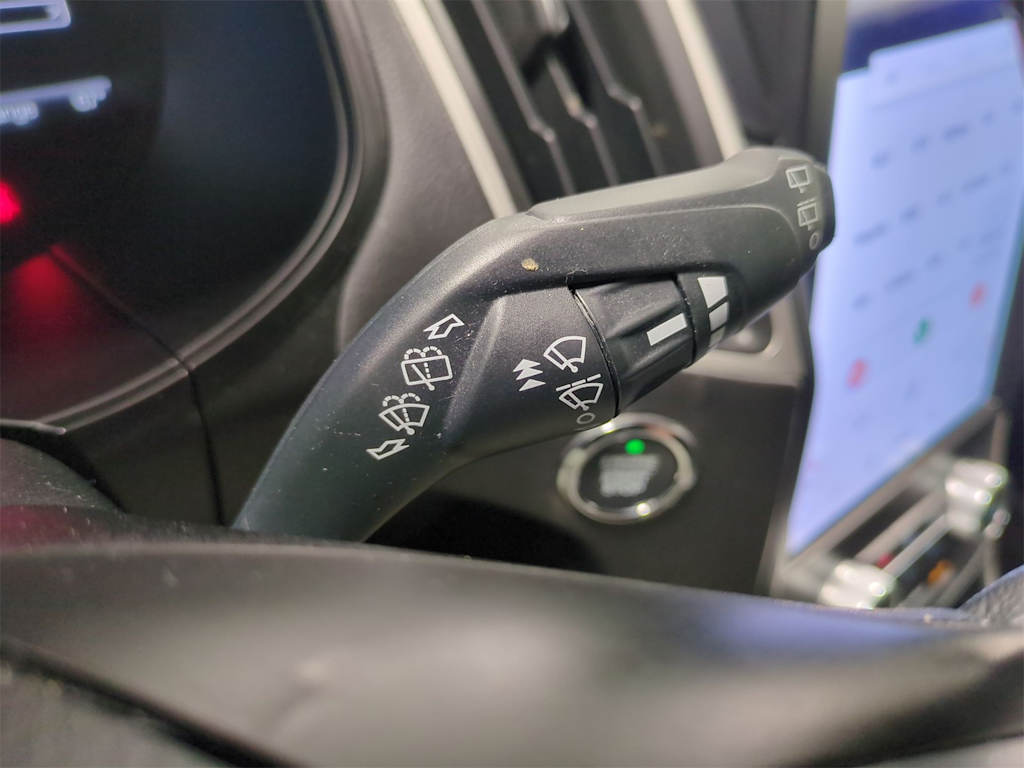 Thumbnail: 2024 Ford Edge - 16