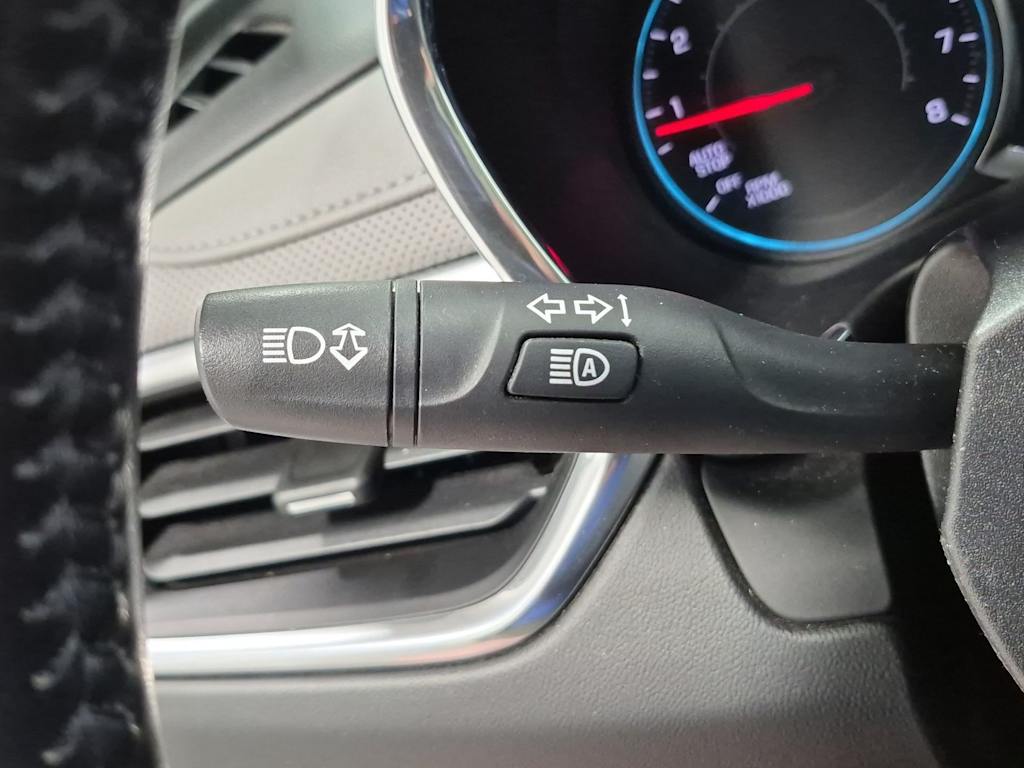 Thumbnail: 2018 Chevrolet Equinox - 16