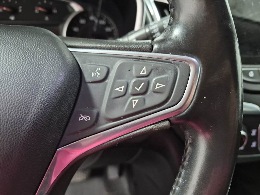 Thumbnail: 2019 Chevrolet Equinox - 30