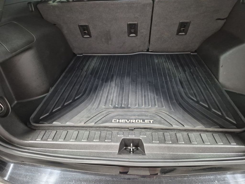 Thumbnail: 2019 Chevrolet Equinox - 17