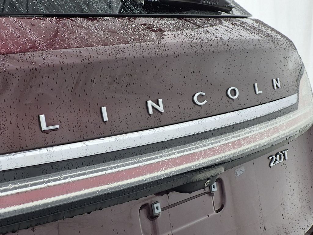 Thumbnail: 2019 Lincoln Nautilus - 24