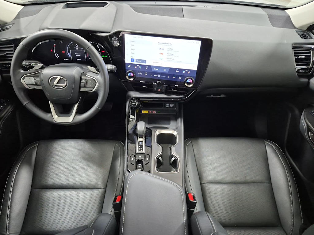 Thumbnail: 2024 Lexus ES - 9