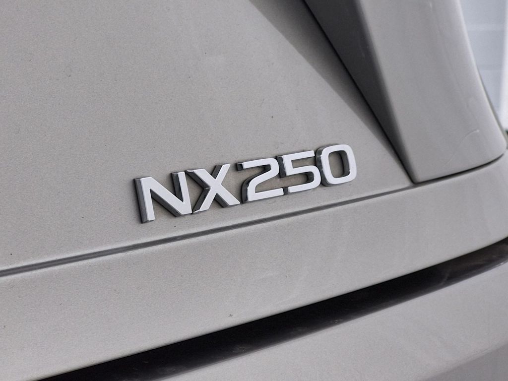 Thumbnail: 2024 Lexus ES - 7