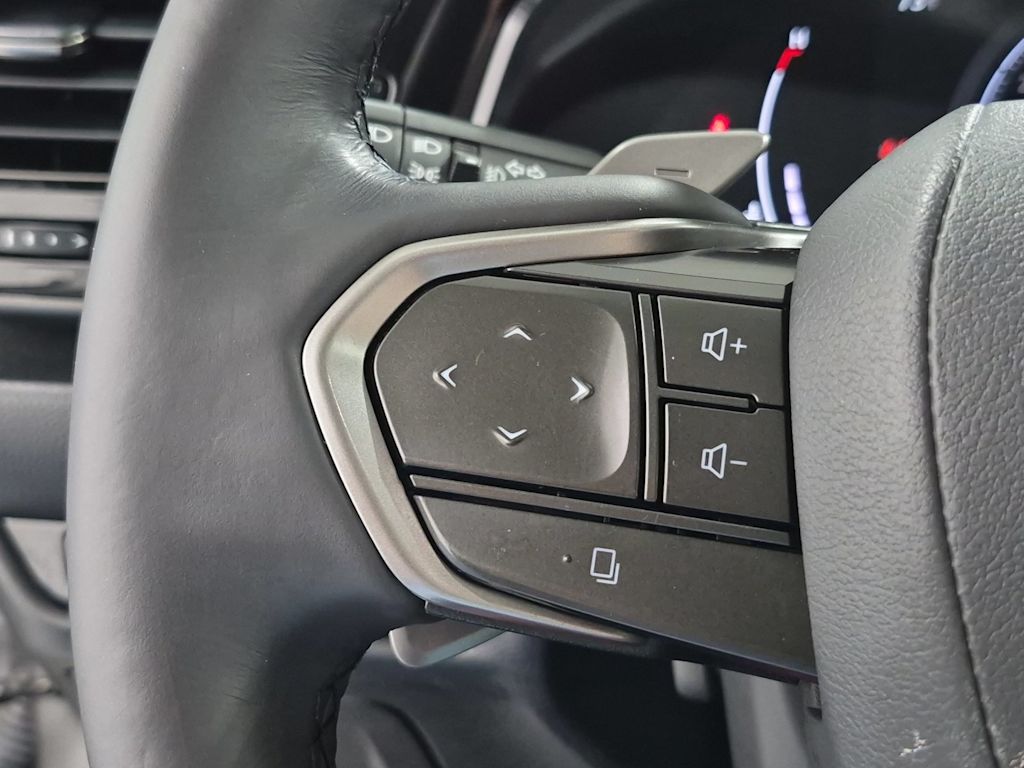 Thumbnail: 2024 Lexus ES - 31