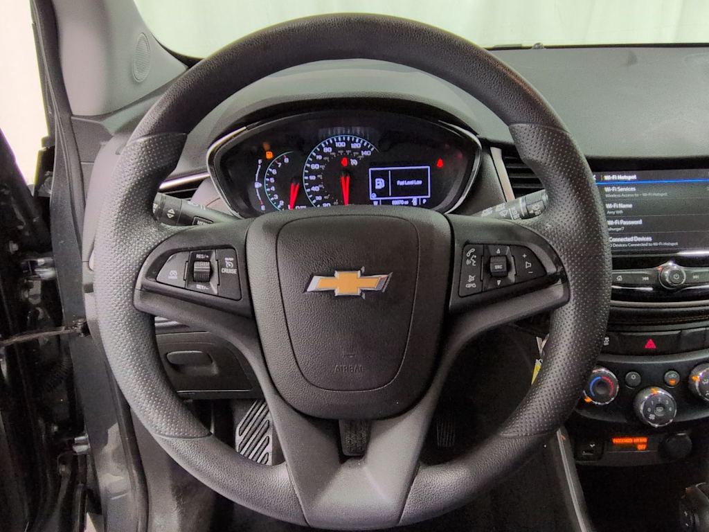 Thumbnail: 2019 Chevrolet Trax - 14